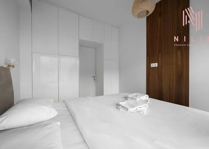 Leon, Nilie Premium Hospitality Mgmt